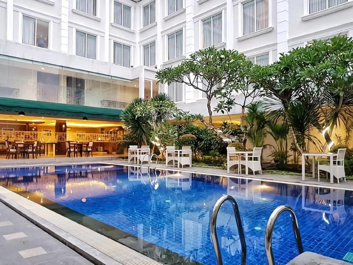 Lynn Hotel By Horison Yogyakarta Exterior foto