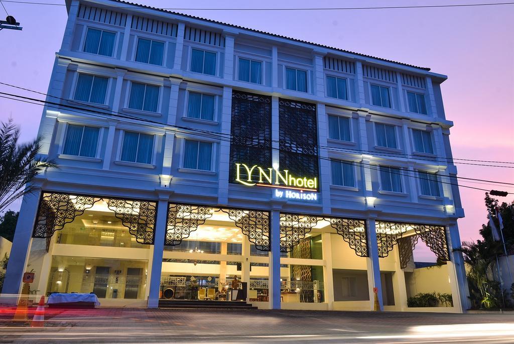 Lynn Hotel By Horison Yogyakarta Exterior foto