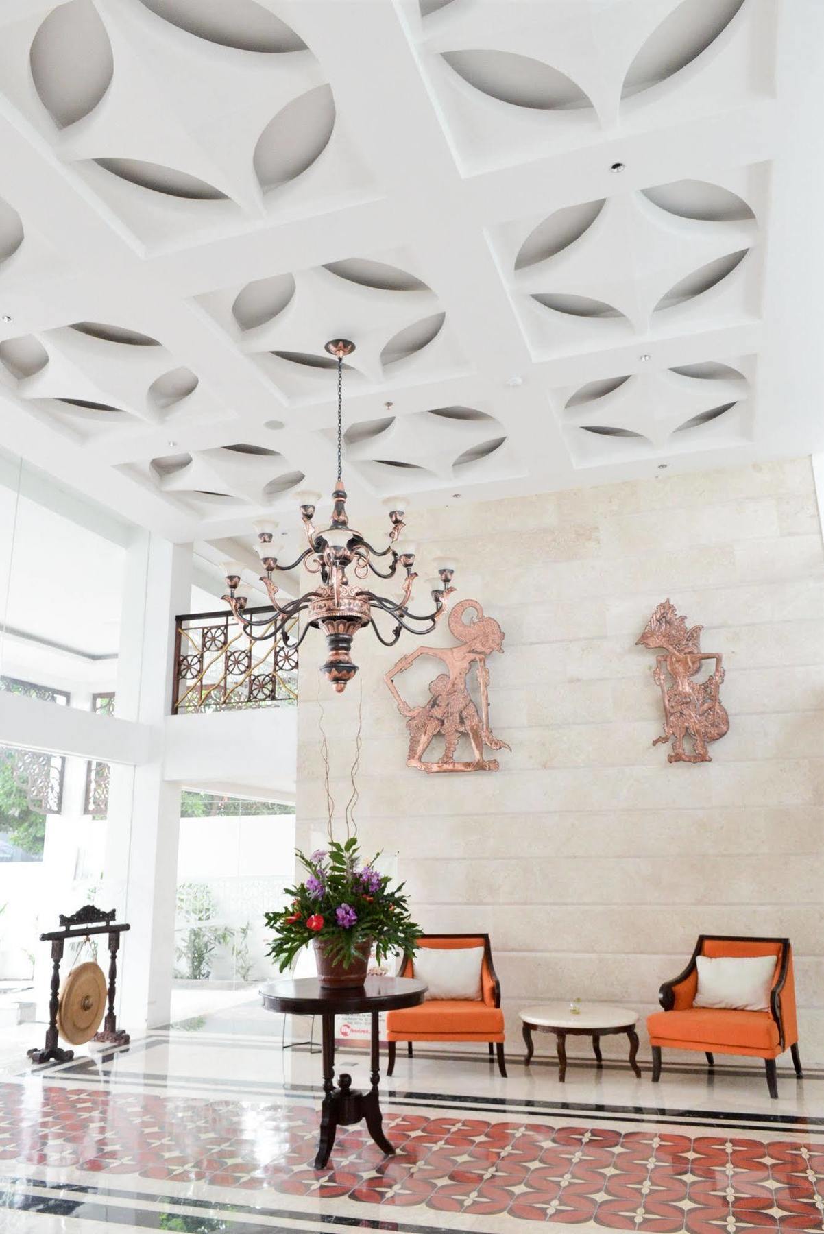 Lynn Hotel By Horison Yogyakarta Exterior foto