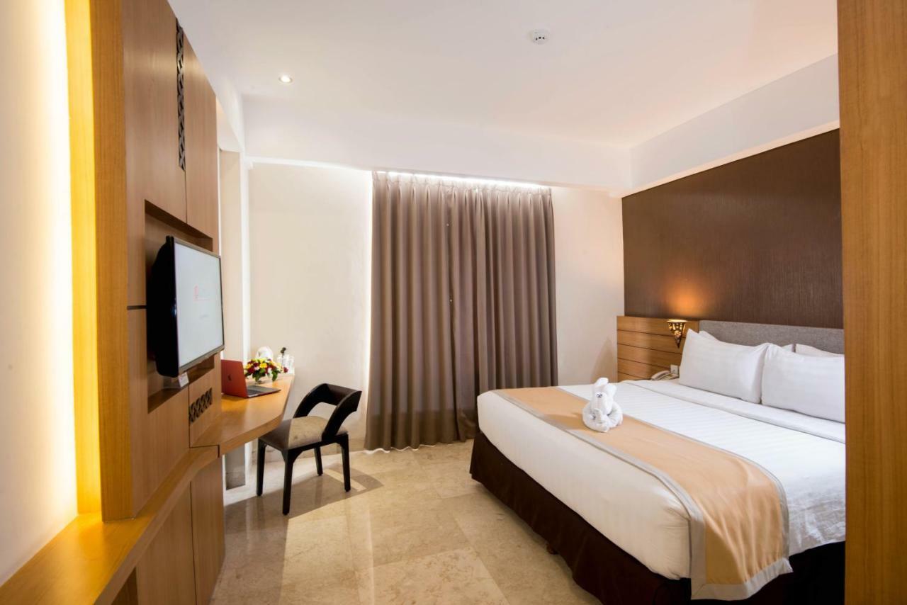 Lynn Hotel By Horison Yogyakarta Exterior foto